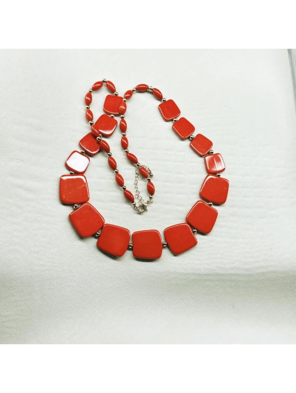 56a. Orange Goldtone Plastic Necklace - Picture 2 of 4